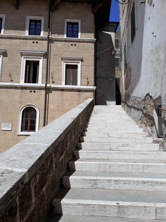 La Dolce Vita Cittadella Pitigliano Bagian luar foto